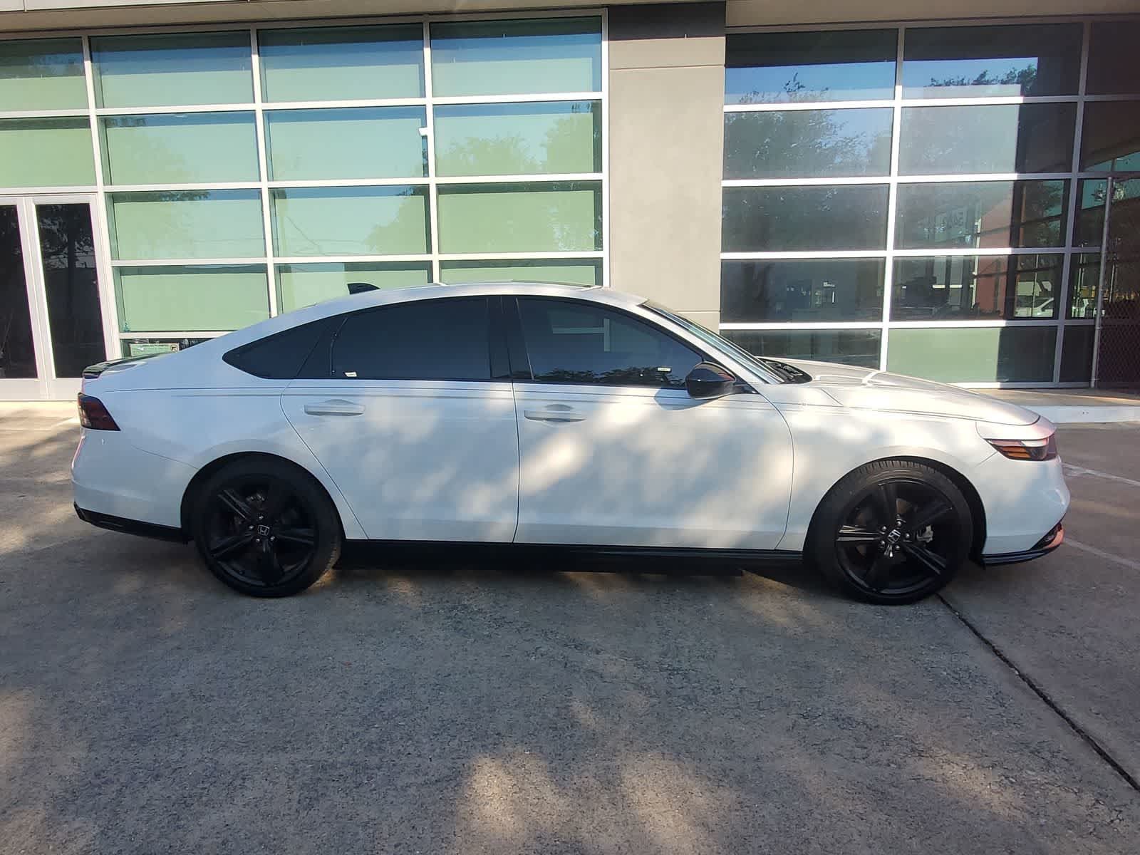 Used 2023 Honda Accord Sport image 7