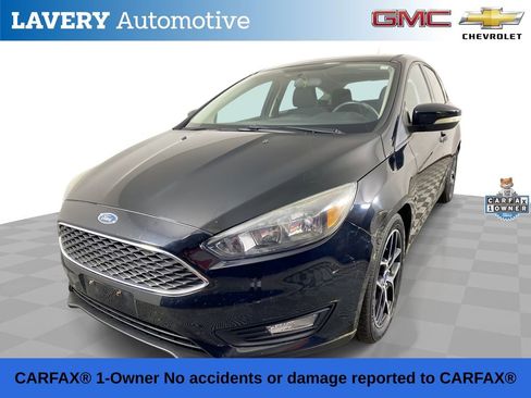 Used 2017 Ford Focus SEL w/ Cold Weather Package image 1
