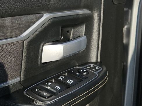 Used 2024 RAM 2500 Big Horn image 30