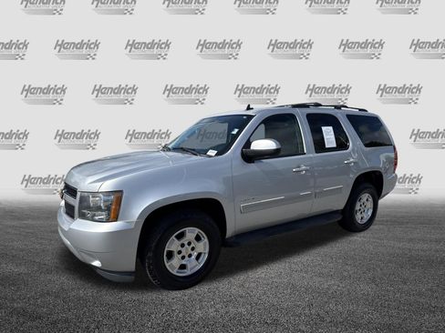 Used 2013 Chevrolet Tahoe LT w/ Luxury Package RWD image 5