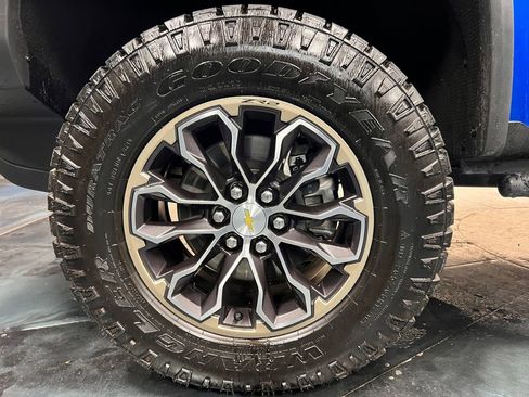 Used 2021 Chevrolet Colorado ZR2 AWD/4WD image 31
