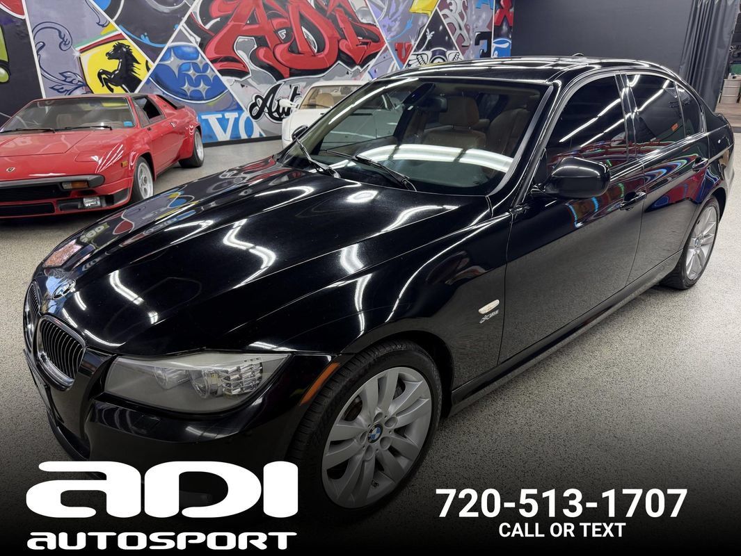 Used 2011 BMW 335i xDrive Sedan AWD/4WD image 1