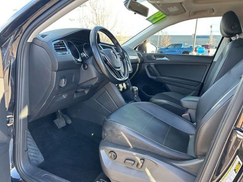 Used 2018 Volkswagen Tiguan S image 21
