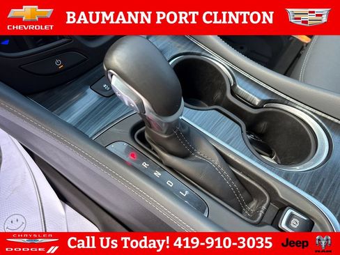 Used 2019 Buick Envision Essence FWD image 24