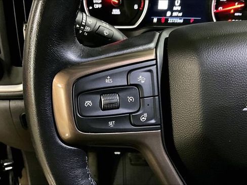 Used 2022 Chevrolet Silverado 1500 High Country w/ Technology Package image 22