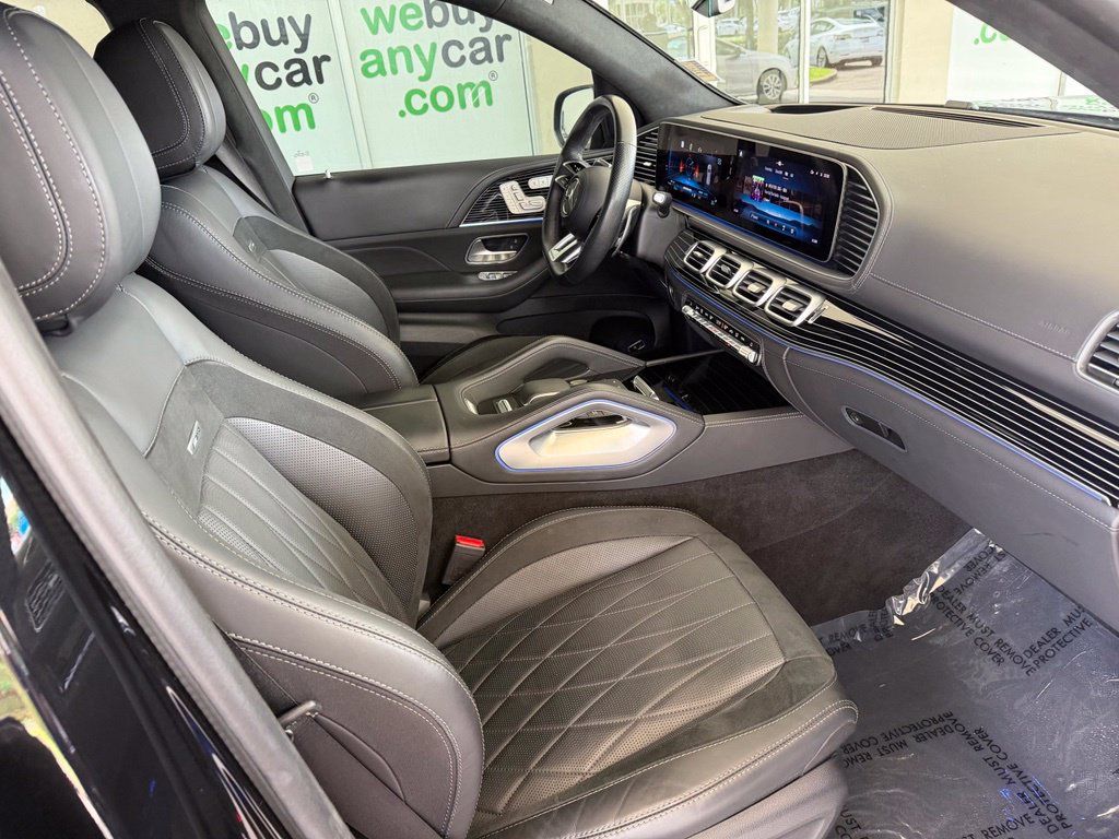Used 2024 Mercedes-Benz GLS 63 AMG 4MATIC image 27