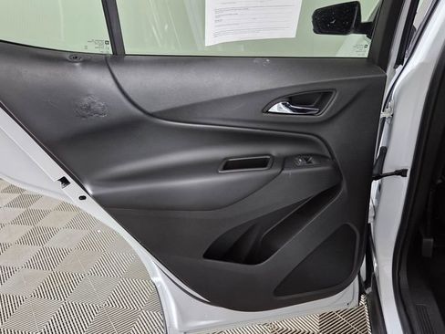 Used 2019 Chevrolet Equinox LT FWD image 29