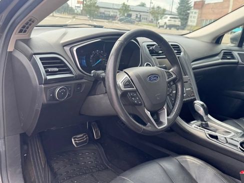 Used 2016 Ford Fusion Titanium FWD image 9