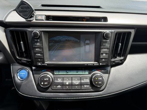 Used 2016 Toyota RAV4 Limited w/ Advanced Technology Package AWD/4WD image 21