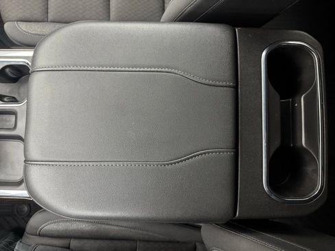 Used 2024 Chevrolet Silverado 1500 LT Trail Boss w/ Convenience Package II image 28