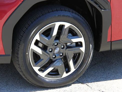 Used 2025 Subaru Forester Limited AWD/4WD image 14