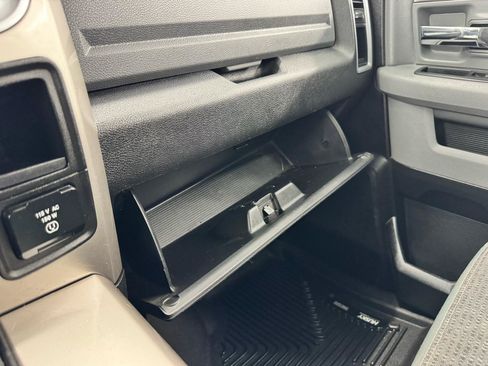 Used 2018 RAM 1500 Outdoorsman AWD/4WD image 26