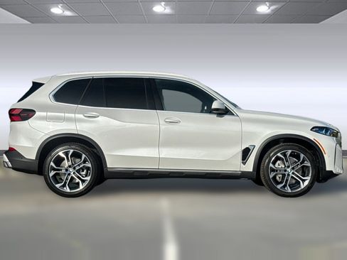 Used 2026 BMW X5 xDrive40i AWD/4WD image 7
