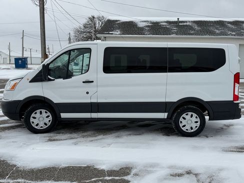 Used 2015 Ford Transit 150 XLT image 8