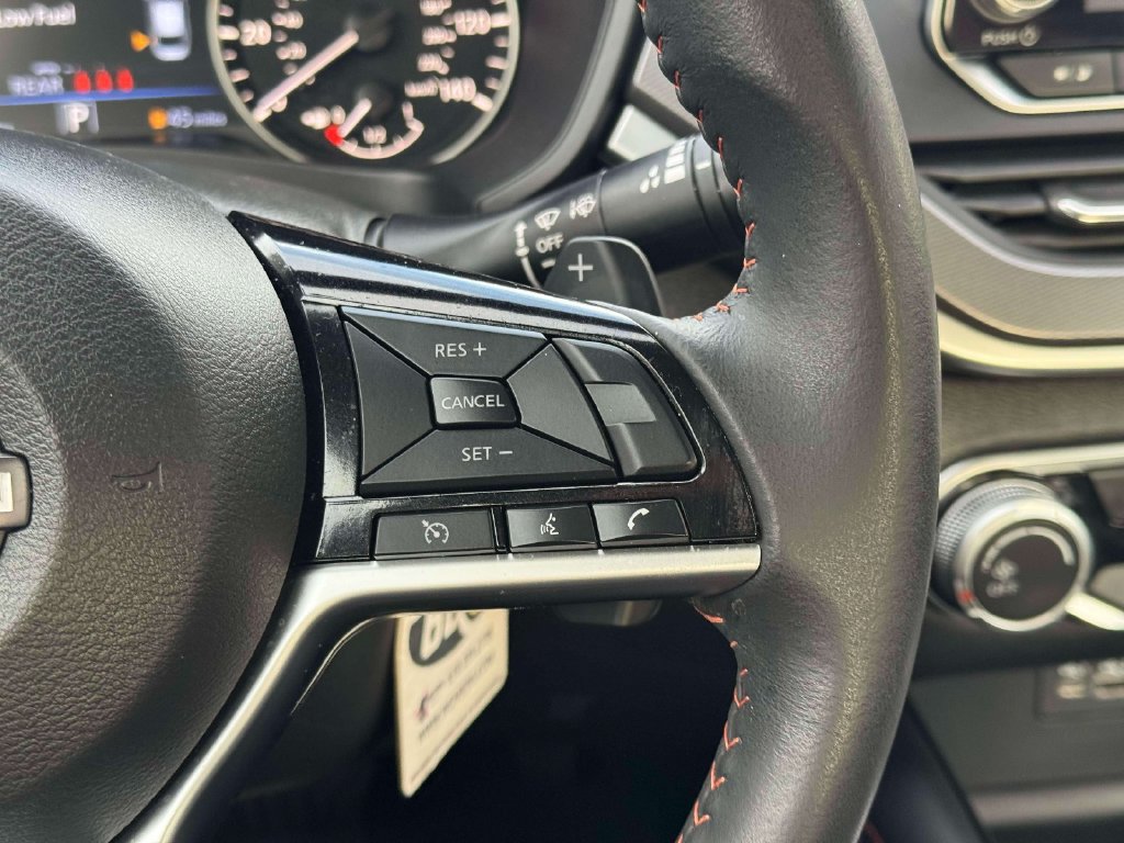 Used 2023 Nissan Altima 2.5 SR FWD image 24