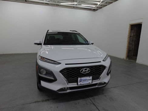 Used 2021 Hyundai Kona Limited AWD/4WD image 3