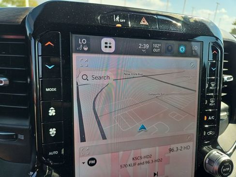 Used 2025 RAM 1500 Laramie image 14