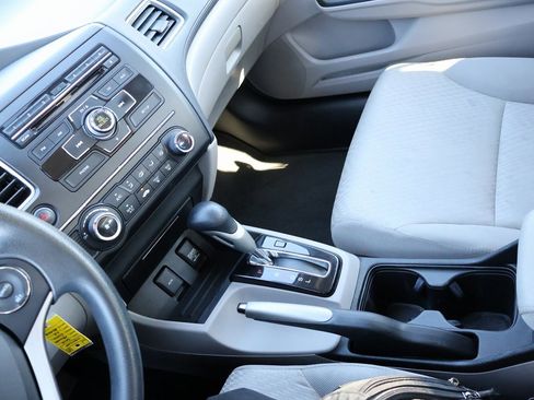 Used 2015 Honda Civic LX image 17