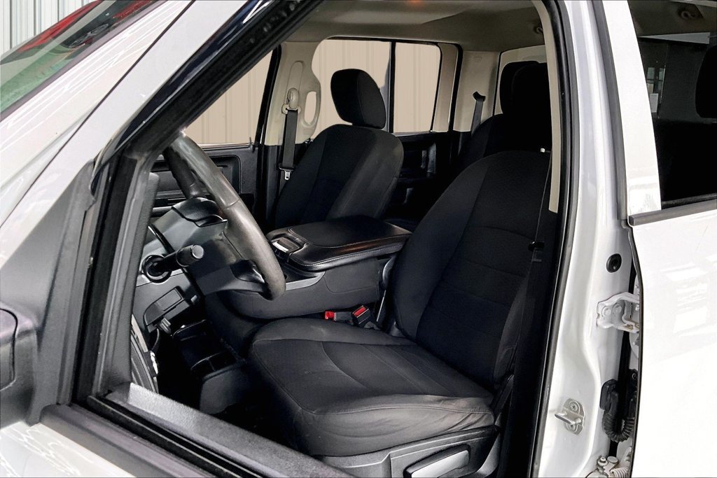 Used 2019 RAM 1500 Express w/ Wheel & Sound Group AWD/4WD image 20