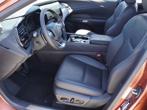 Certified 2024 Lexus RX 350 Premium w/ Accessory Package (Z1) image 13