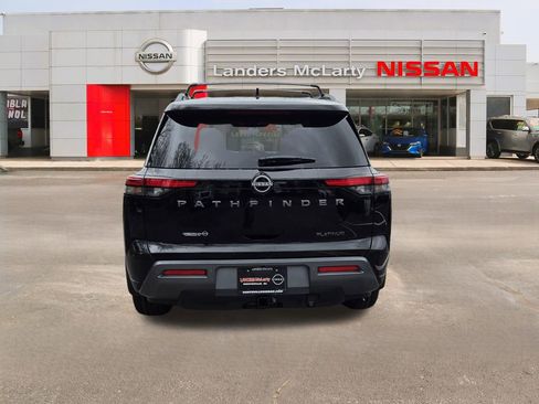 New 2026 Nissan Pathfinder Platinum image 4