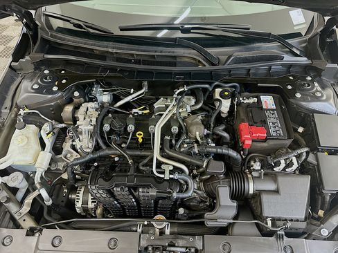 Used 2025 Nissan Altima 2.5 SV image 33