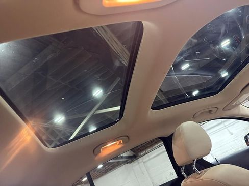 Used 2018 Mercedes-Benz GLA 250 4MATIC image 32