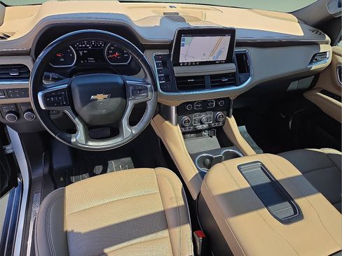 Used 2021 Chevrolet Tahoe Premier w/ Premium Package AWD/4WD image 6