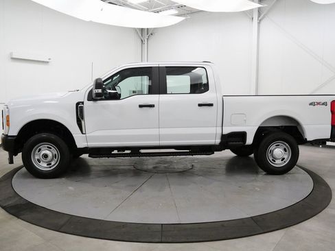 Used 2026 Ford F250 XL image 4