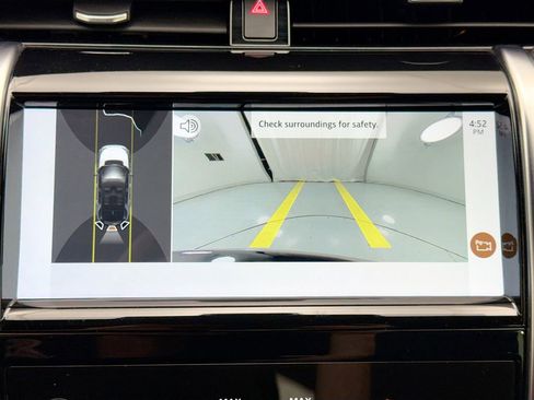 Certified 2022 Land Rover Discovery Sport SE R-Dynamic AWD/4WD image 15