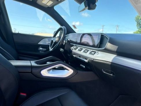 Used 2024 Mercedes-Benz GLE 450e 4MATIC image 17