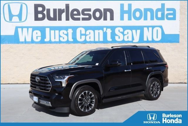Used 2025 Toyota Sequoia Limited w/ Tow Technology Package AWD/4WD image 1