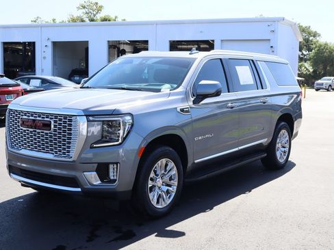 Certified 2021 GMC Yukon XL Denali w/ LPO, Illumination Package AWD/4WD image 5