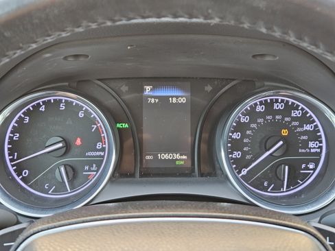 Used 2020 Toyota Camry SE w/ Convenience Package FWD image 14