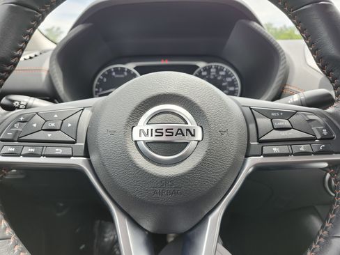 Used 2023 Nissan Sentra SR w/ Midnight Edition Package FWD image 26