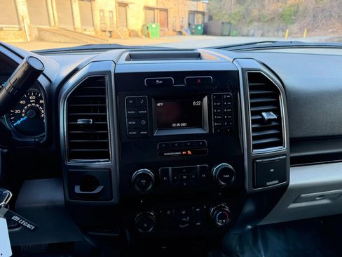 Used 2017 Ford F150 XLT RWD image 15