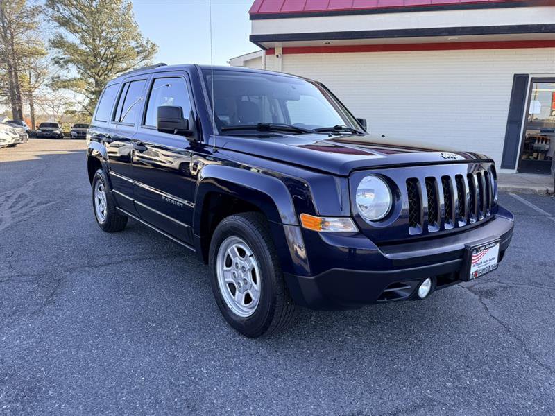 Used 2014 Jeep Patriot Sport FWD image 3
