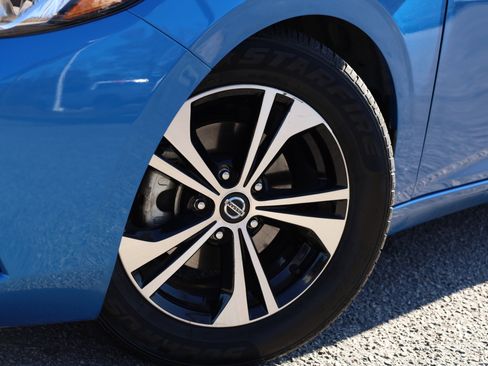 Used 2023 Nissan Sentra SV image 16