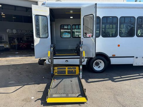 Used 2014 Ford E-450 and Econoline 450 Super Duty w/ Shuttle Bus Prep Package image 2