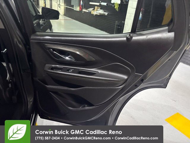 Used 2019 GMC Terrain SLT w/ Preferred Package AWD/4WD image 33