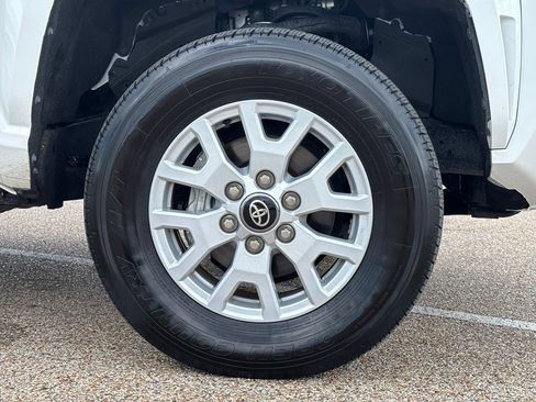 Used 2025 Toyota Tacoma SR RWD image 8