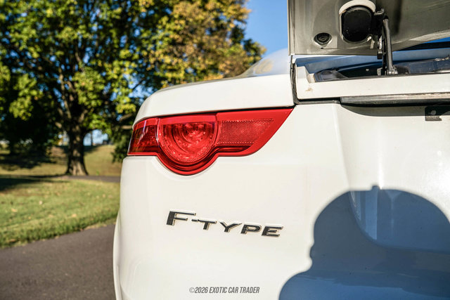 Used 2017 Jaguar F-TYPE Coupe RWD image 42
