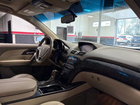 Used 2012 Acura MDX w/ Technology & Entertainment AWD/4WD image 32
