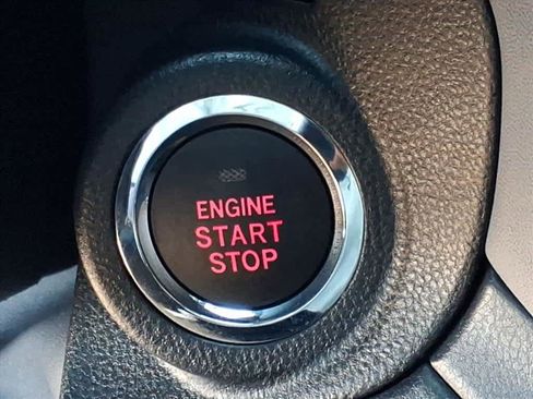 Certified 2025 Subaru Outback Premium w/ Popular Package #1A image 38