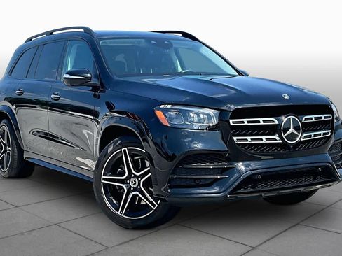 Used 2023 Mercedes-Benz GLS 450 4MATIC image 3