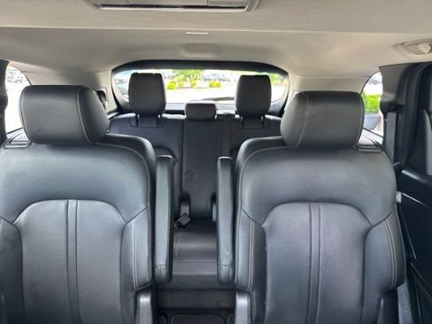 Used 2024 MAZDA CX-90 3.3 Turbo w/ Preferred Package AWD/4WD image 6
