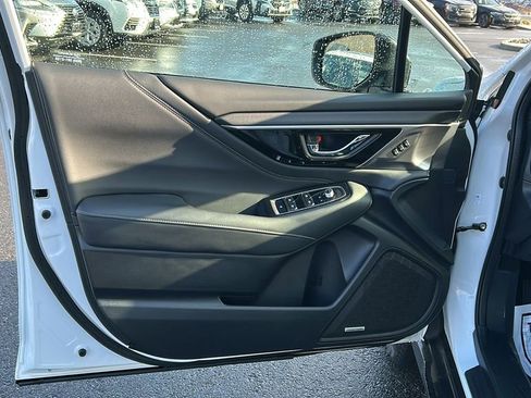 Certified 2025 Subaru Outback Limited XT image 9