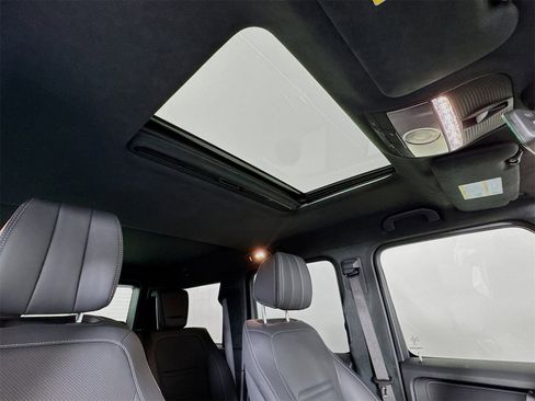 Used 2023 Mercedes-Benz G 550 G 550 image 21