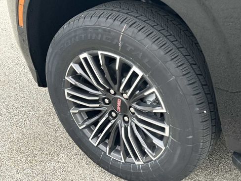 New 2026 GMC Yukon Elevation image 40