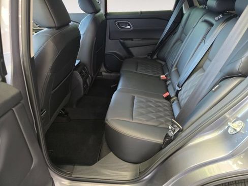 New 2026 Nissan Rogue Platinum AWD/4WD image 14